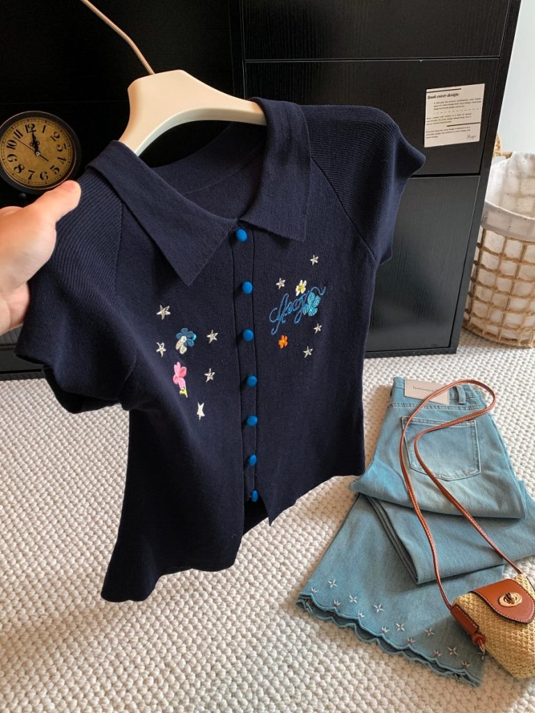 Women's Summer Thin Knit Sweater with Embroidered Lapel and Flutter Sleeves
