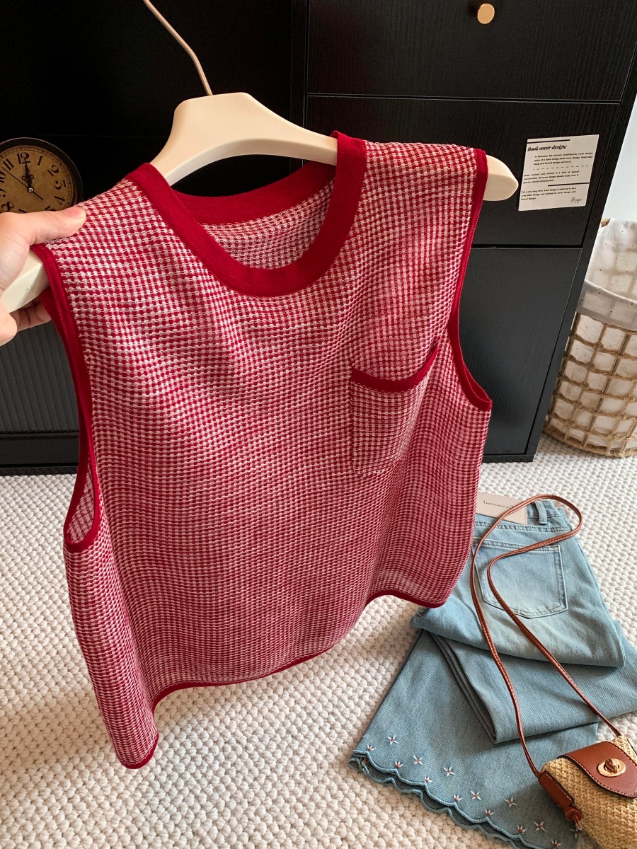 Design-Focused Color-Block Round-Neck Knit Vest Women Summer Loose Short Pullover