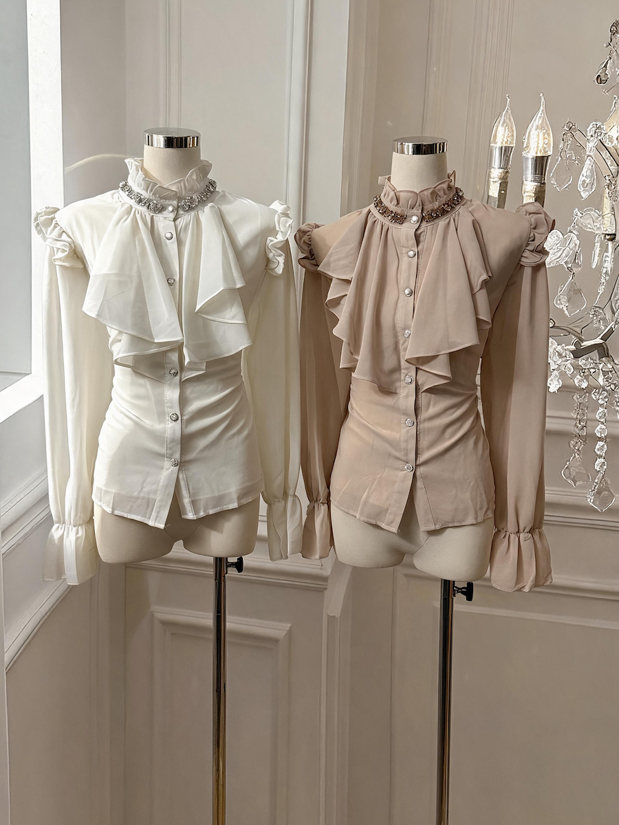 French Vintage Beaded Chiffon Blouse for Women - Style 2b3648 - Image 3